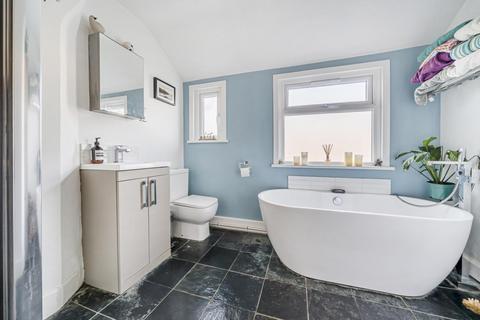 196 Ribblesdale Road, London, SW16 6QY