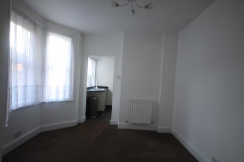 undefined, Park Street, Luton, LU1