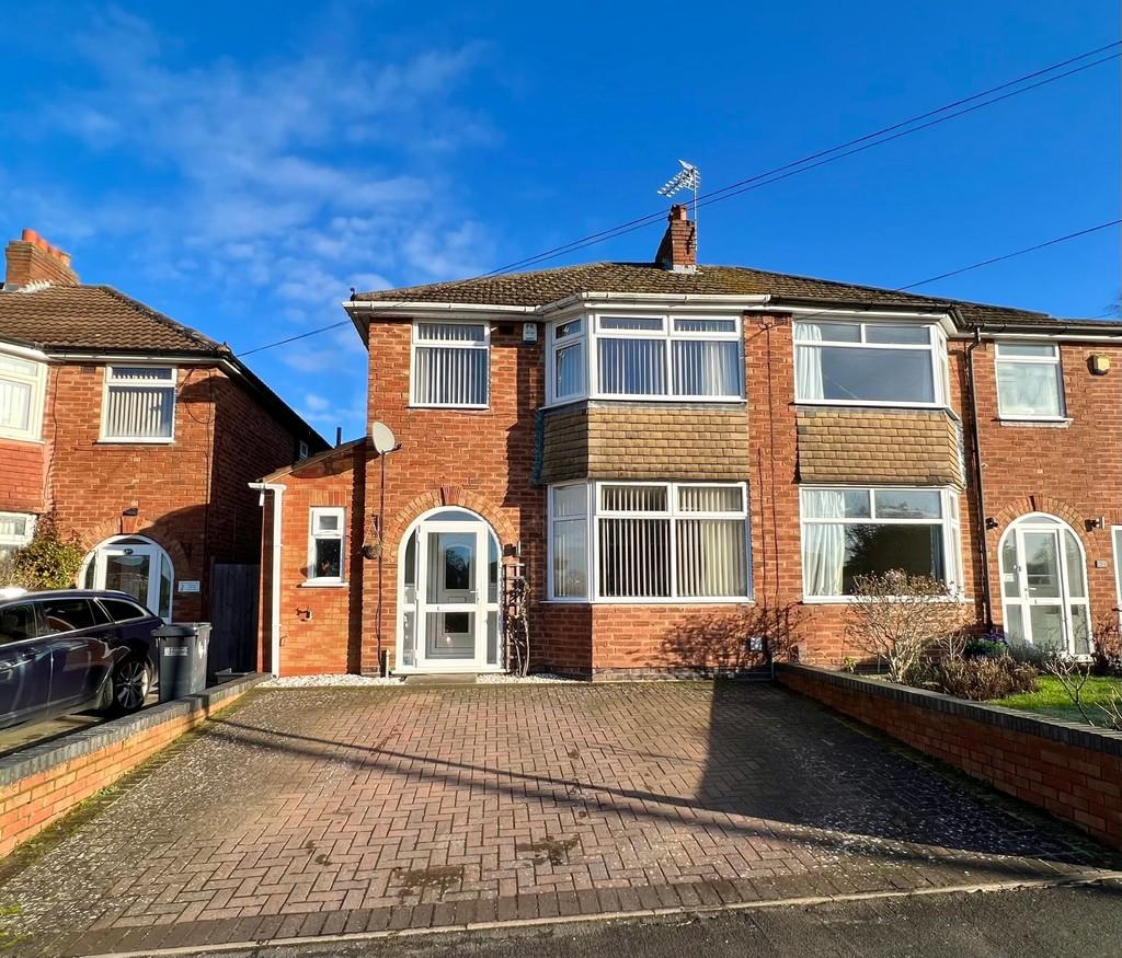 Velsheda Road, Shirley 3 bed semidetached house £350,000