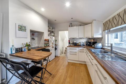 12a Vanderbilt Road, London, SW18 3BQ