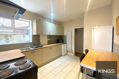 4 bedroom terraced house for sale, Manners Road, Southsea