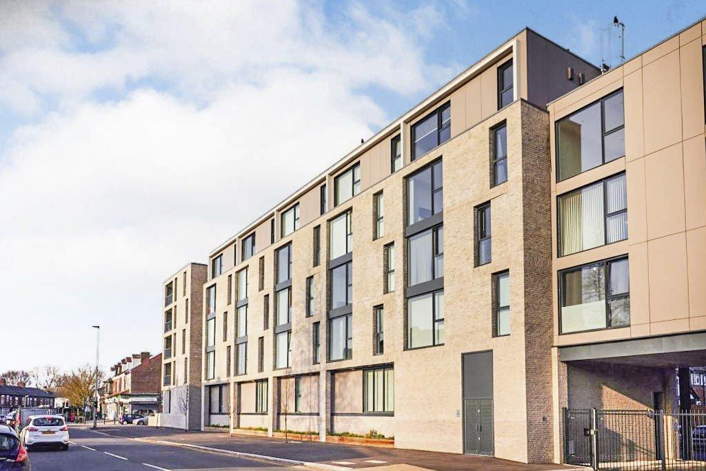 Apartment in Salford - View 2