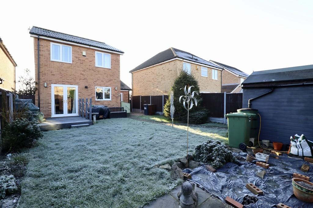 Calder Road, Lincoln 4 bed detached house £275,000