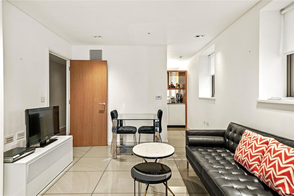 Brock Street, London, Triton Building 2 bed flat £3,200 pcm (£738 pw)