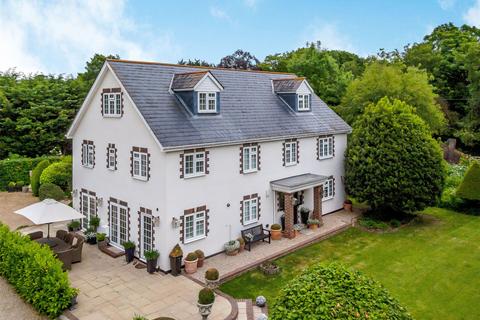 The White House, Frog Island Devon Road, South Darenth, Dartford, DA4 9AA