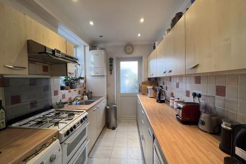 20 Mount Grove, Edgware, HA8 9SX