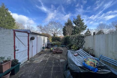 20 Mount Grove, Edgware, HA8 9SX