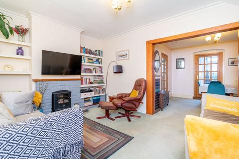 3, Greenview Bletchingley Road, Godstone, RH9 8LL