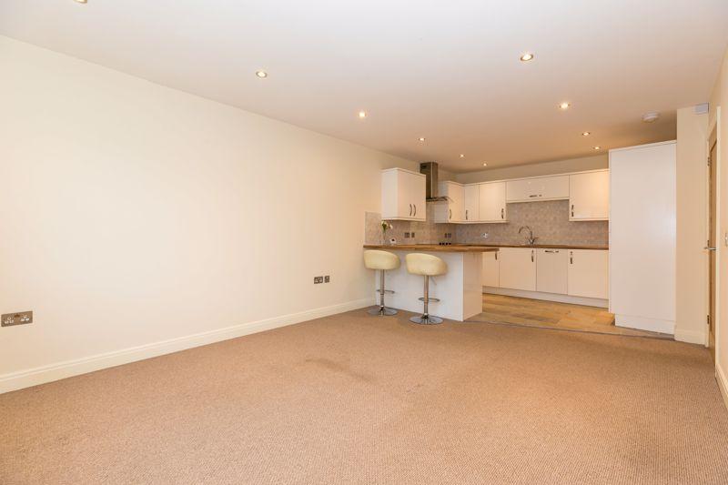 Kitchen Lounge