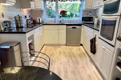 131 Darnick Road, Sutton Coldfield, B73 6PG