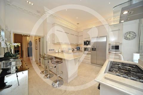 8 bedroom detached house to rent, Frognal, Hampstead, London NW3