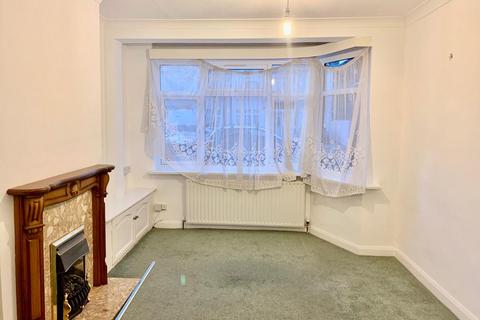 3 bedroom semi-detached house to rent, Windsor Road, Enfield, Greater London, EN3