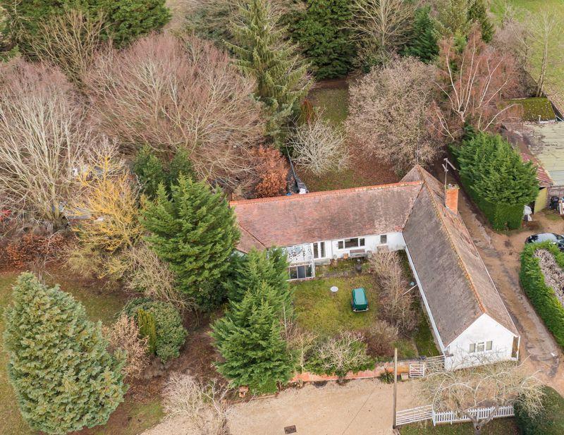 Burcot, Nr Abingdon 5 bed bungalow £850,000