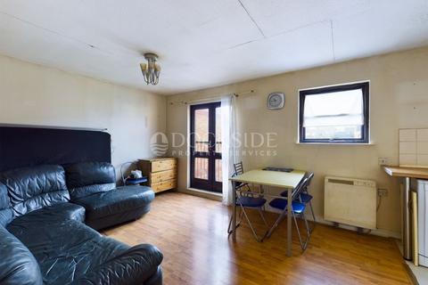 12 Fleetwood Court, London, E6 5XY