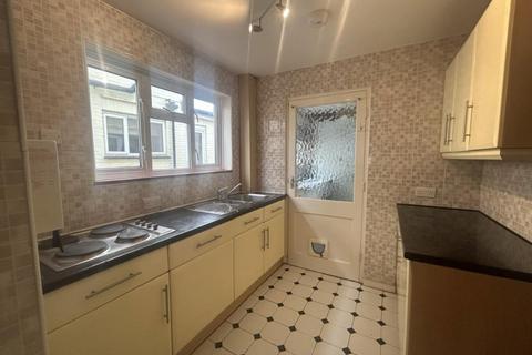 5 bedroom house to rent, 16 Ashwood Road Englefield Green Egham Surrey
