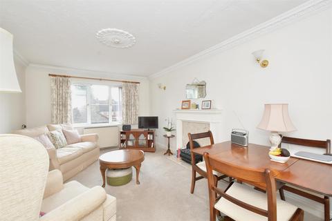 2 bedroom flat for sale - King George Avenue, Petersfield, Hampshire