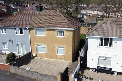 4 bedroom house to rent - Wern Fawr Road, Port Tennant, Swansea