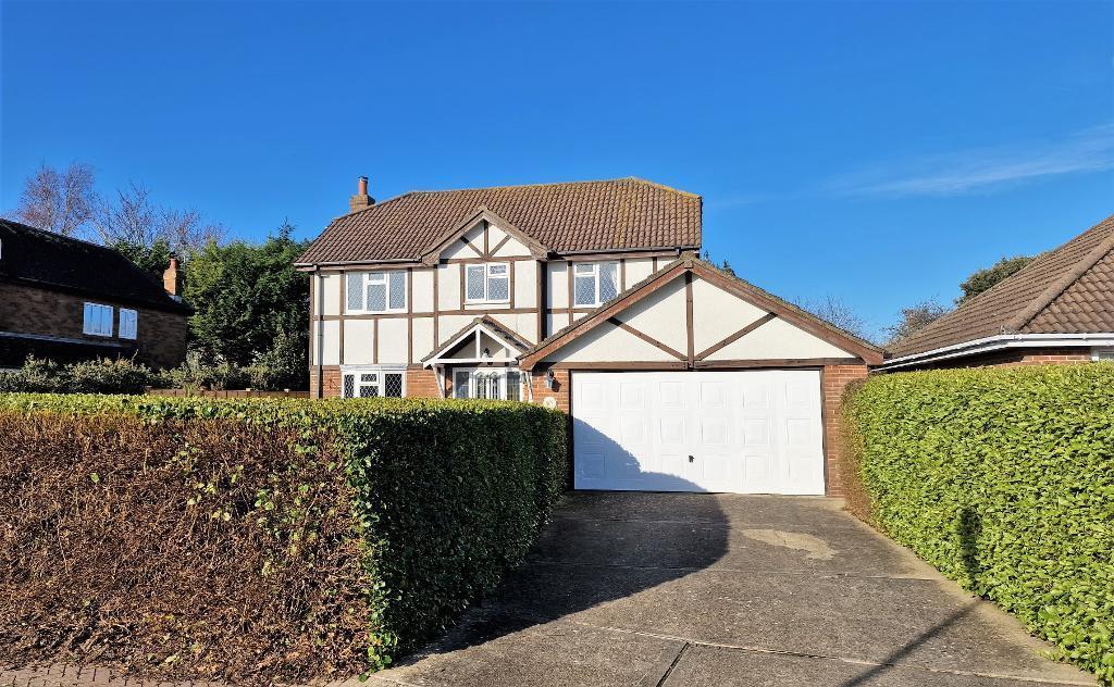 St Lukes Drive, Bembridge, Isle of Wight, PO35 5XA 4 bed detached house