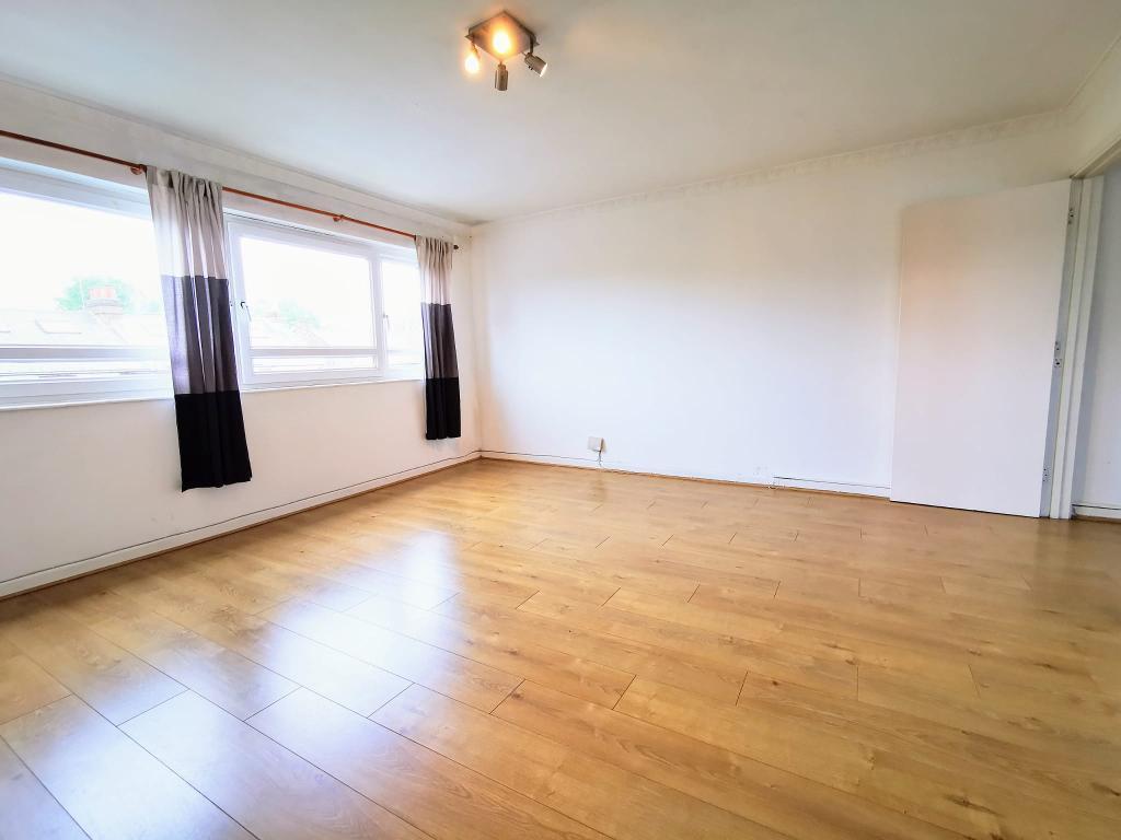 Princes Road, Wimbledon, London, SW19 8RQ 2 bed flat to rent £1,800