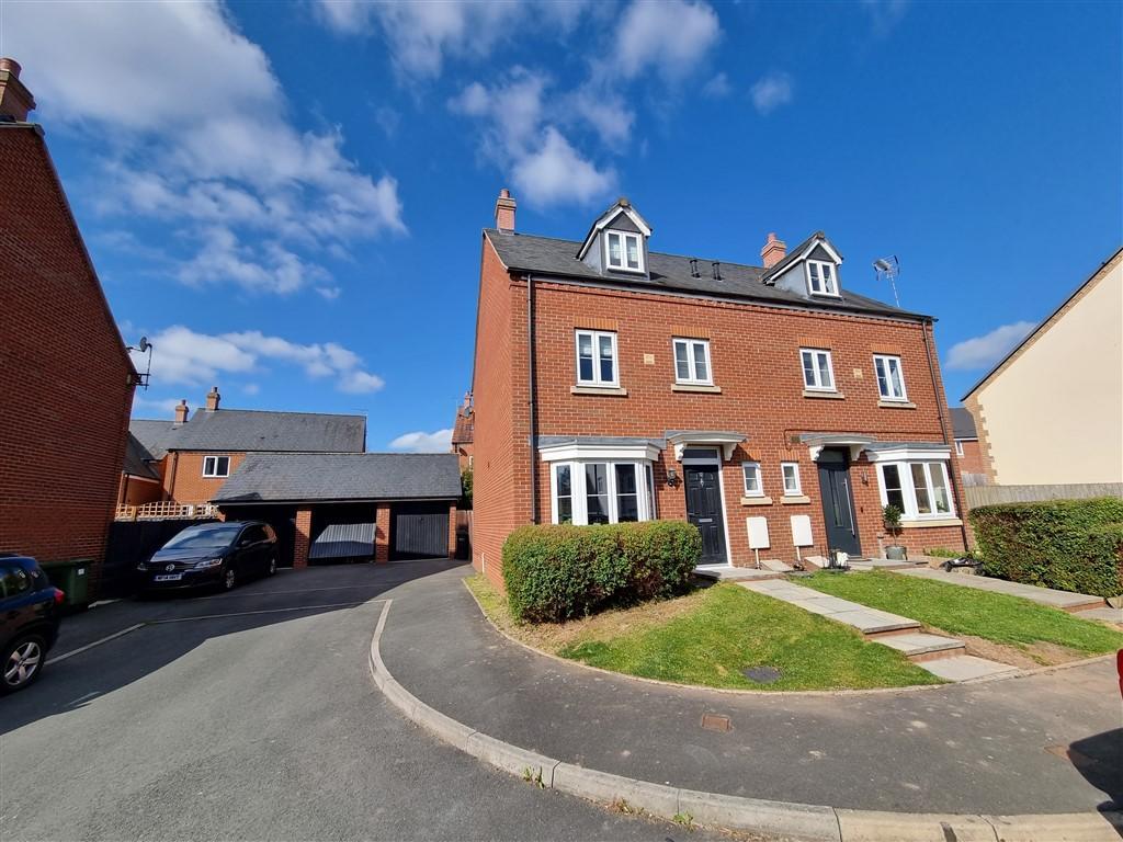Jacques Road, Leominster, Herefordshire, HR6 0SU 4 bed semidetached