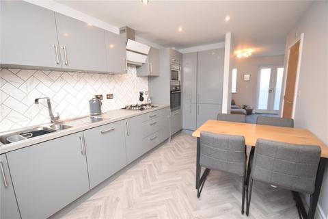 28 Springfield Drive, Lofthouse, Wakefield, WF3 3FW