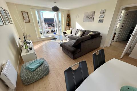 3 bedroom flat for sale - Newfoundland Drive, Baiter Park, Poole, BH15