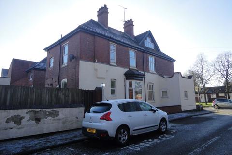 6 bedroom semi-detached house for sale - 15 Long Lane, Halesowen, West Midlands, B62 9LL