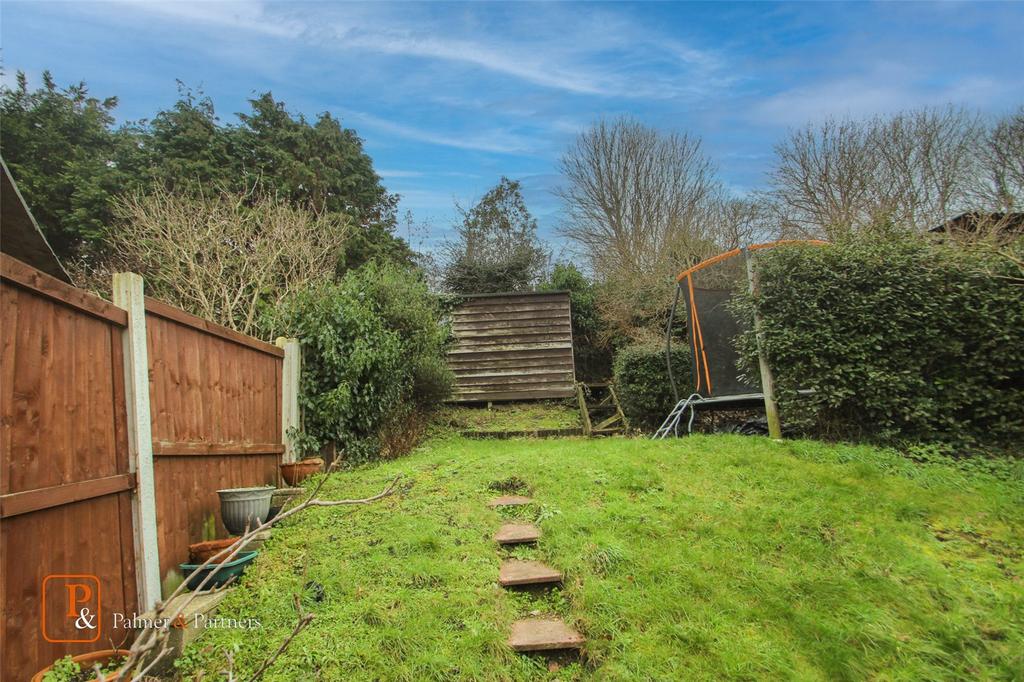 Rosebery Avenue, Colchester, Essex, CO1 4 bed semidetached house £