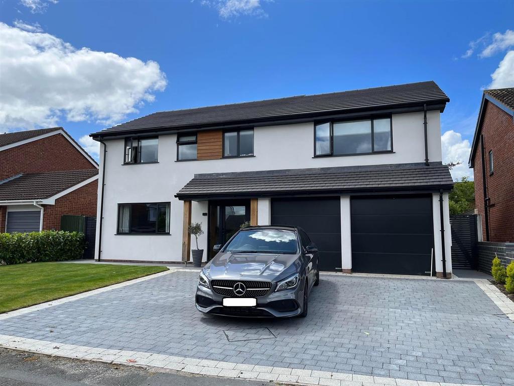 Campbell Close, Rossett 4 bed detached house £480,000