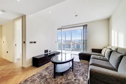2 bedroom flat for sale - Circus Road West, SW11
