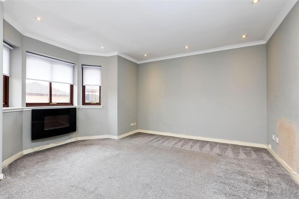 Lion Bank, Kirkintilloch, Glasgow 2 bed apartment £650 pcm (£150 pw)