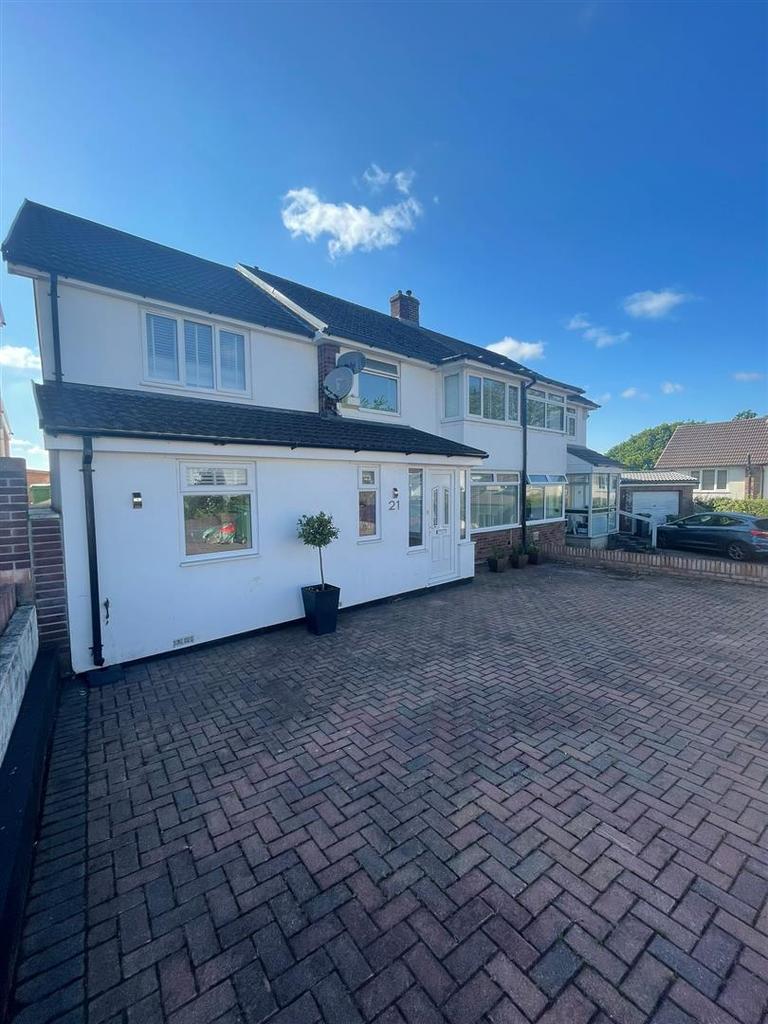 Padarn Close, Cardiff 5 bed semidetached house £2,300 pcm (£531 pw)