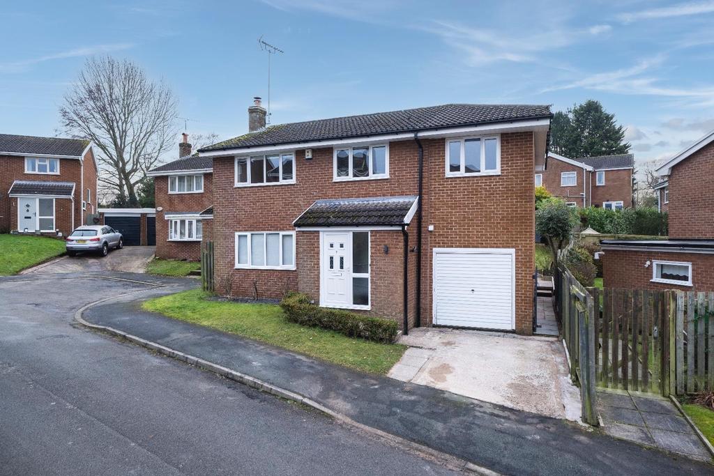 Croft Close, Utkinton 4 bed detached house £380,000