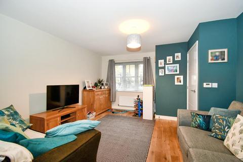 45 Brompton Drive, Bradford, BD10 0DW