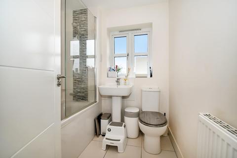 45 Brompton Drive, Bradford, BD10 0DW