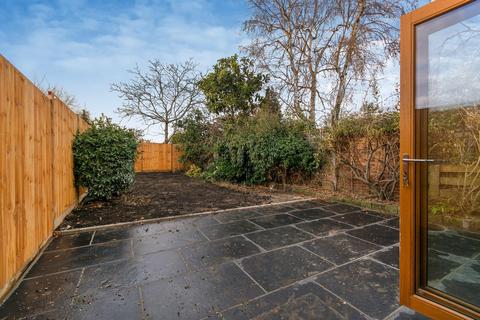 Flat 1, 98 Birchanger Road, London, SE25 5BG