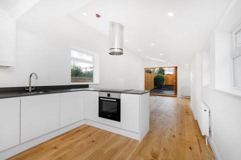 Flat 1, 98 Birchanger Road, London, SE25 5BG