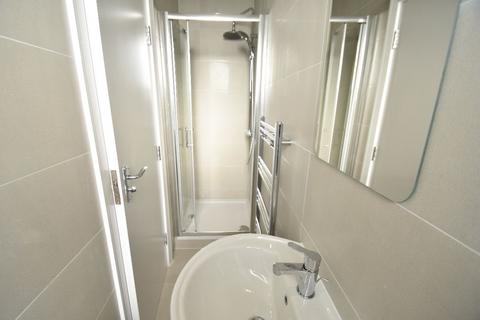 undefined, Room 4 - Uxbridge Road W12