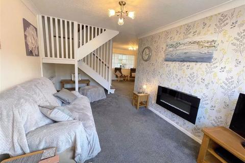 3 bedroom end of terrace house for sale, Fernwood Croft, Leek