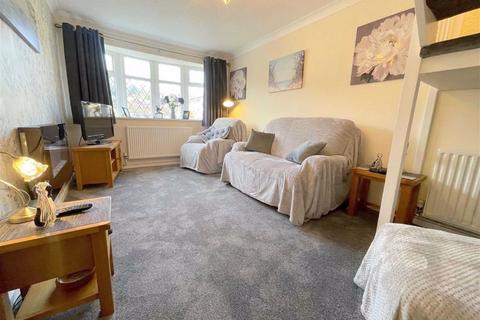 3 bedroom end of terrace house for sale, Fernwood Croft, Leek