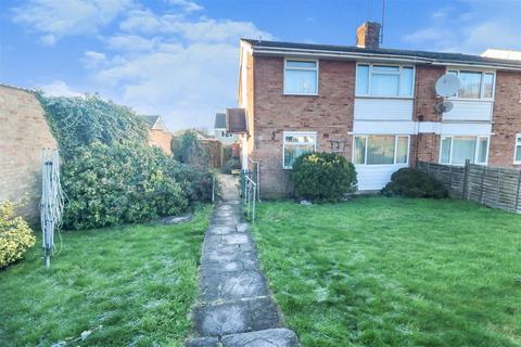 19 Cloverfield, Harlow, CM18 7EA