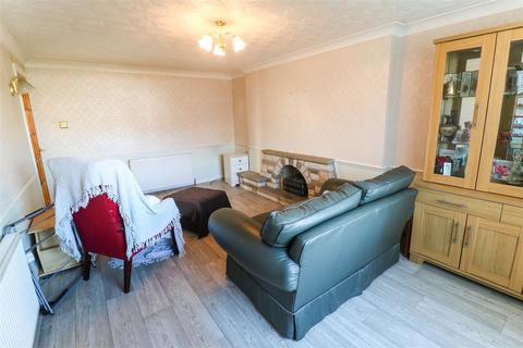 19 Cloverfield, Harlow, CM18 7EA