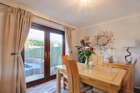 14 Ashington Drive, Arnold, Nottingham, NG5 8GH