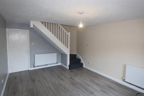 2 bedroom end of terrace house to rent, Woodruff Way, Walsall