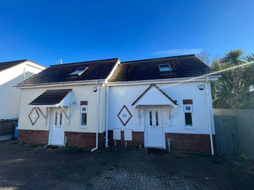 Wharfdale Road, Parkstone, Poole 2 bed end of terrace house for sale
