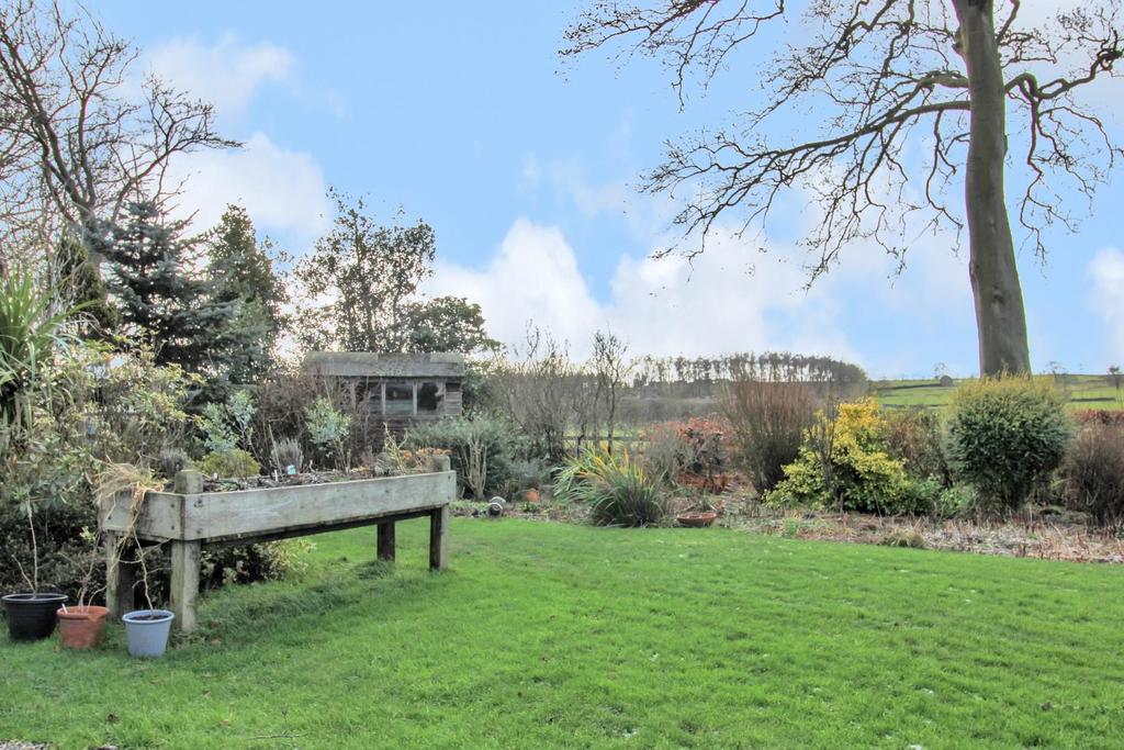 Laverton Mount, Galphay, Ripon, North... 3 bed semidetached house £