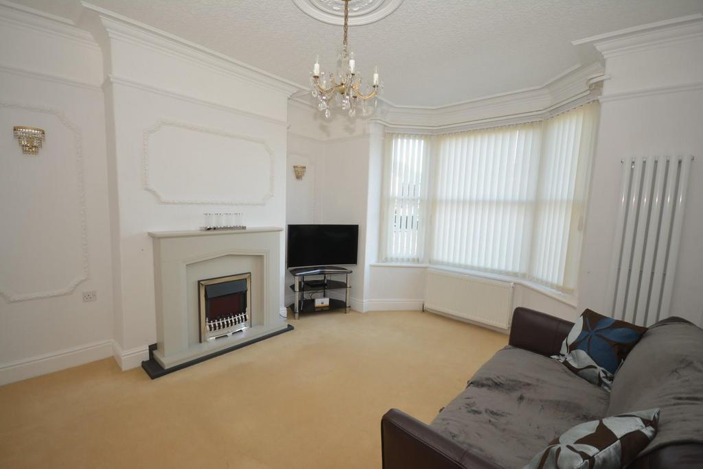 Tapton View Road, Stonegravels, Chesterfield, S41 7JS 4 bed semidetached house for sale £210,000