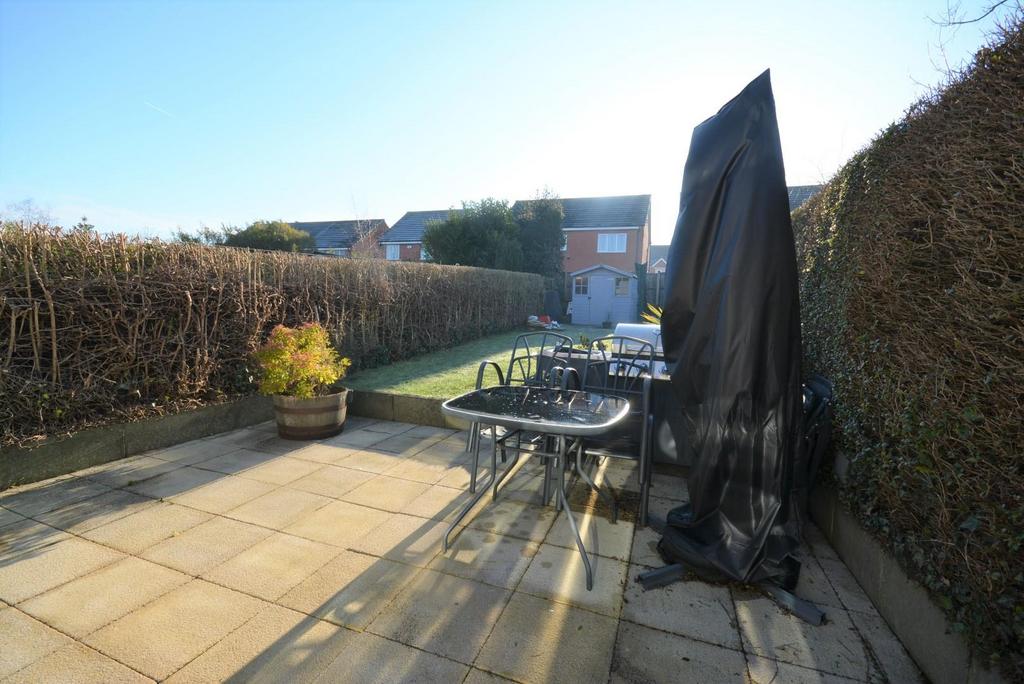 Rear garden 01.jpg