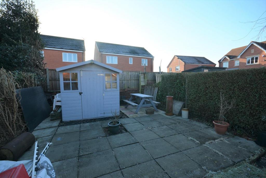 Rear garden 02.jpg