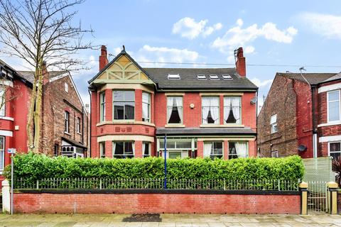 22 Devonshire Road, Salford, M6 8HY